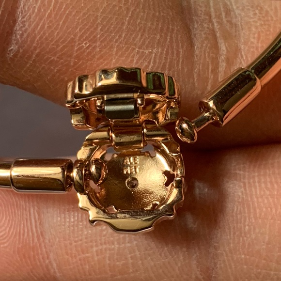 NIB Pandora Moments Sparkling Snowflake Clasp Bangle Japan Card Captor Sakura - Picture 11 of 16